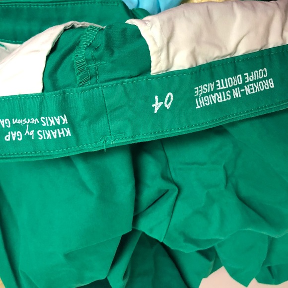 Green pants by GAP - Picture 3 of 3